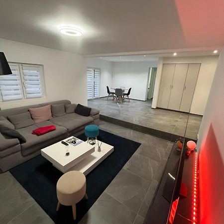 Entire Private House Villa Roveredo ภายนอก รูปภาพ