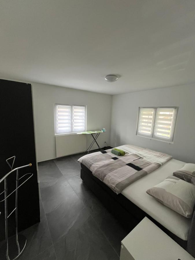 Entire Private House Villa Roveredo ภายนอก รูปภาพ