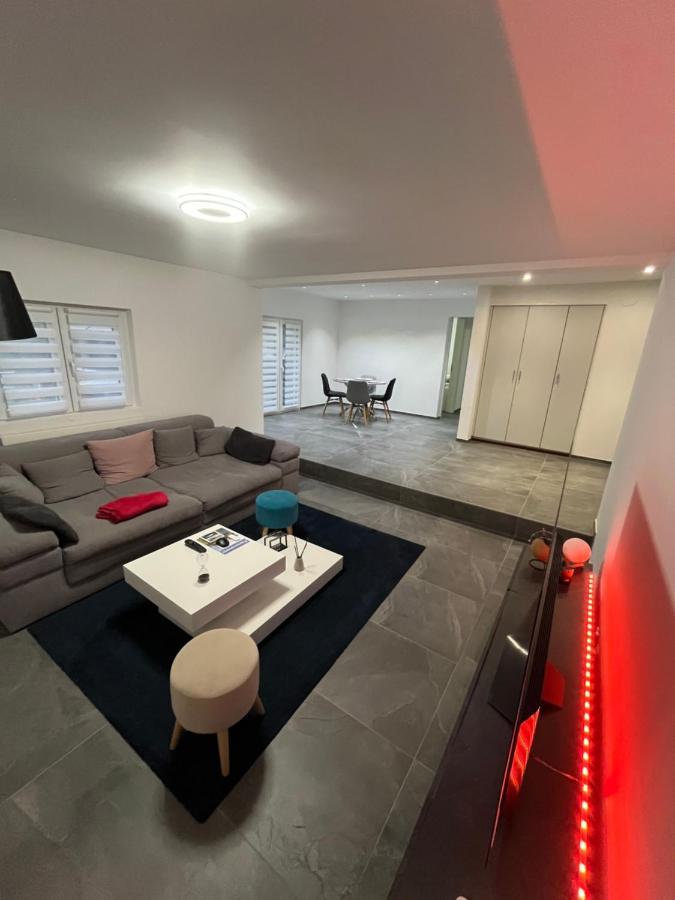 Entire Private House Villa Roveredo ภายนอก รูปภาพ